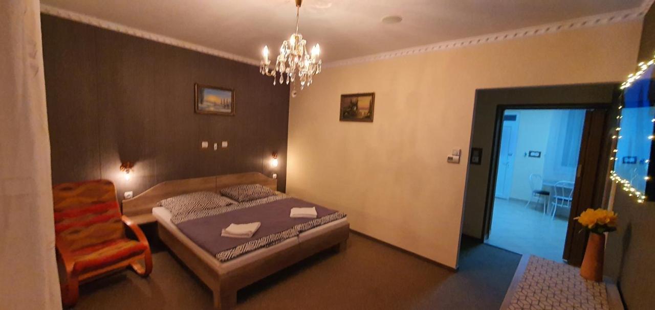 Szlavi Apartman 바야 외부 사진