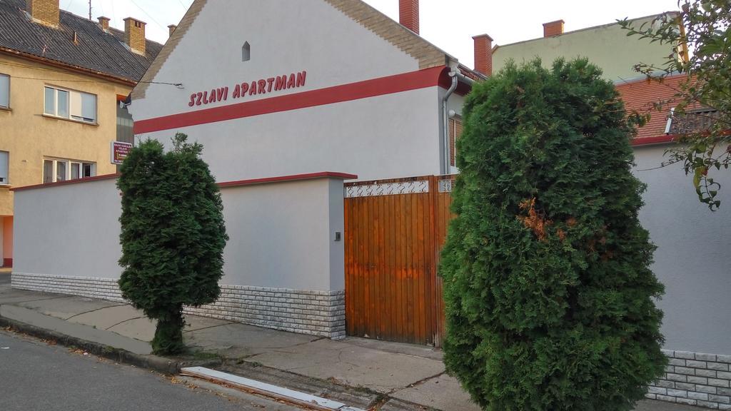 Szlavi Apartman 바야 외부 사진