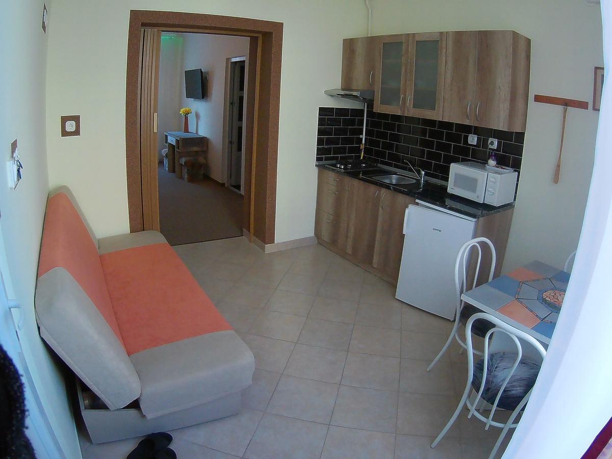 Szlavi Apartman 바야 외부 사진
