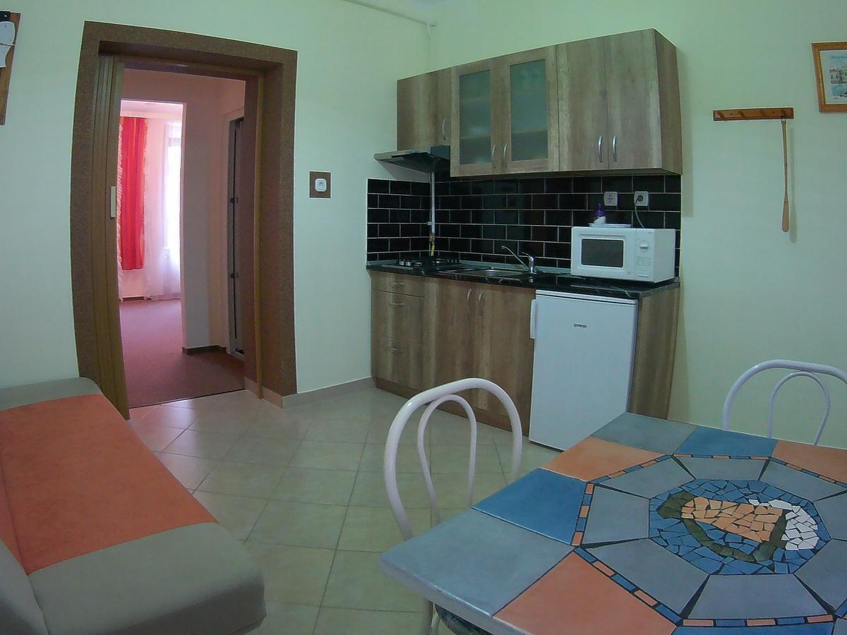 Szlavi Apartman 바야 외부 사진